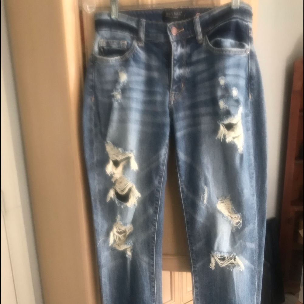 Judy Blue boyfriend fit distressed jeans